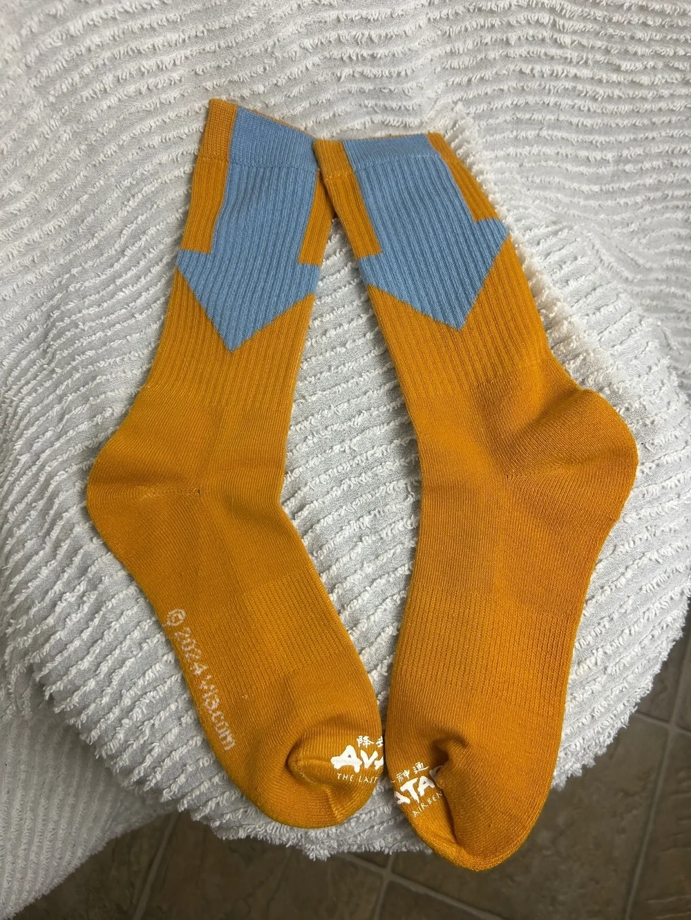 Avatar Last Airbender Aang Hat Beanie Socks Bundle Nickelodeon New Collectible